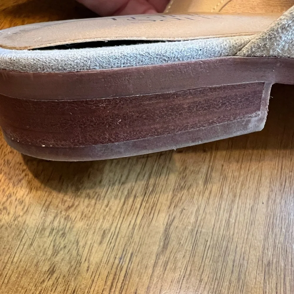 Franco Sarto ivory suede leather mules, size 8M. - Picture 5 of 6